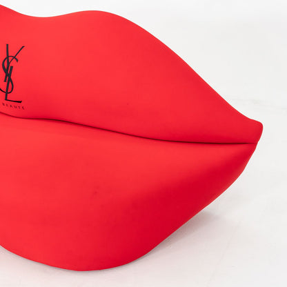 Lips Sofa