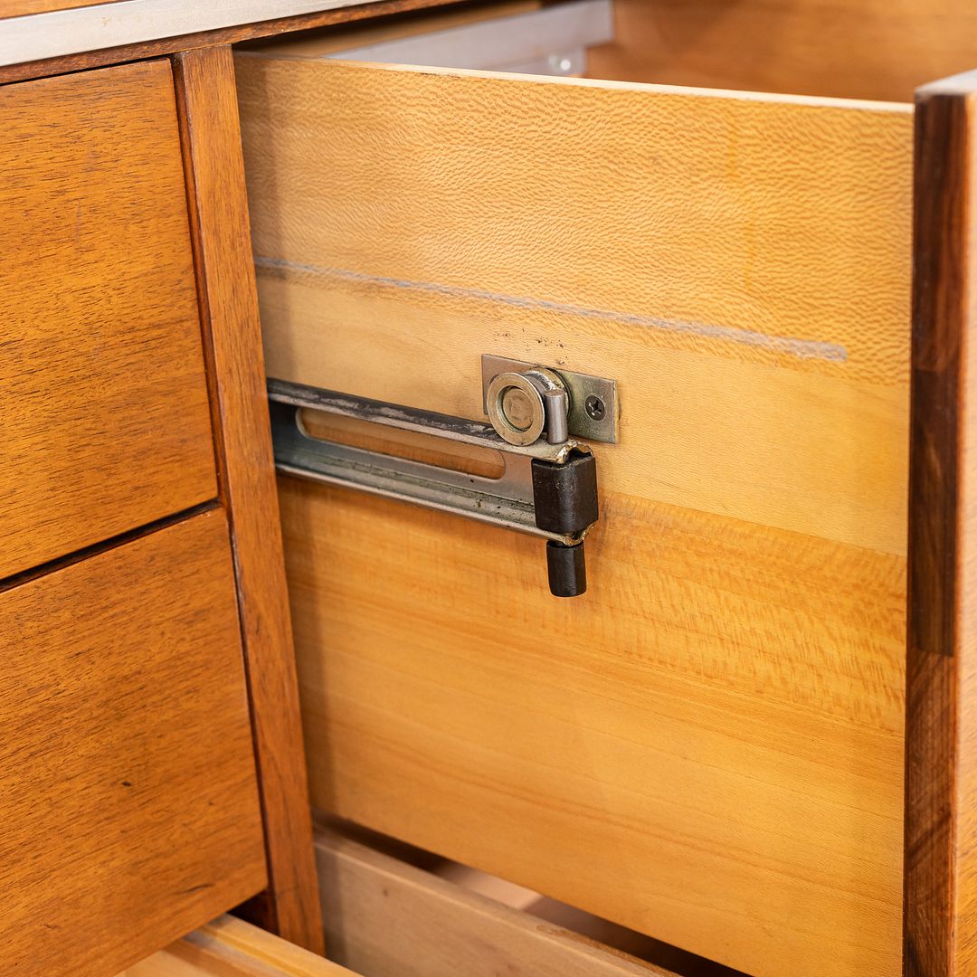 Nelson Credenza