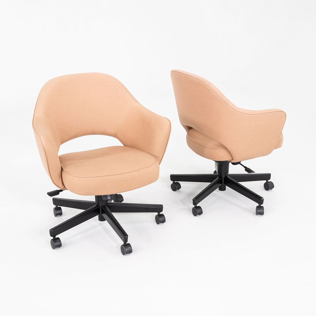Saarinen Executive Arm Chair with Swivel Base