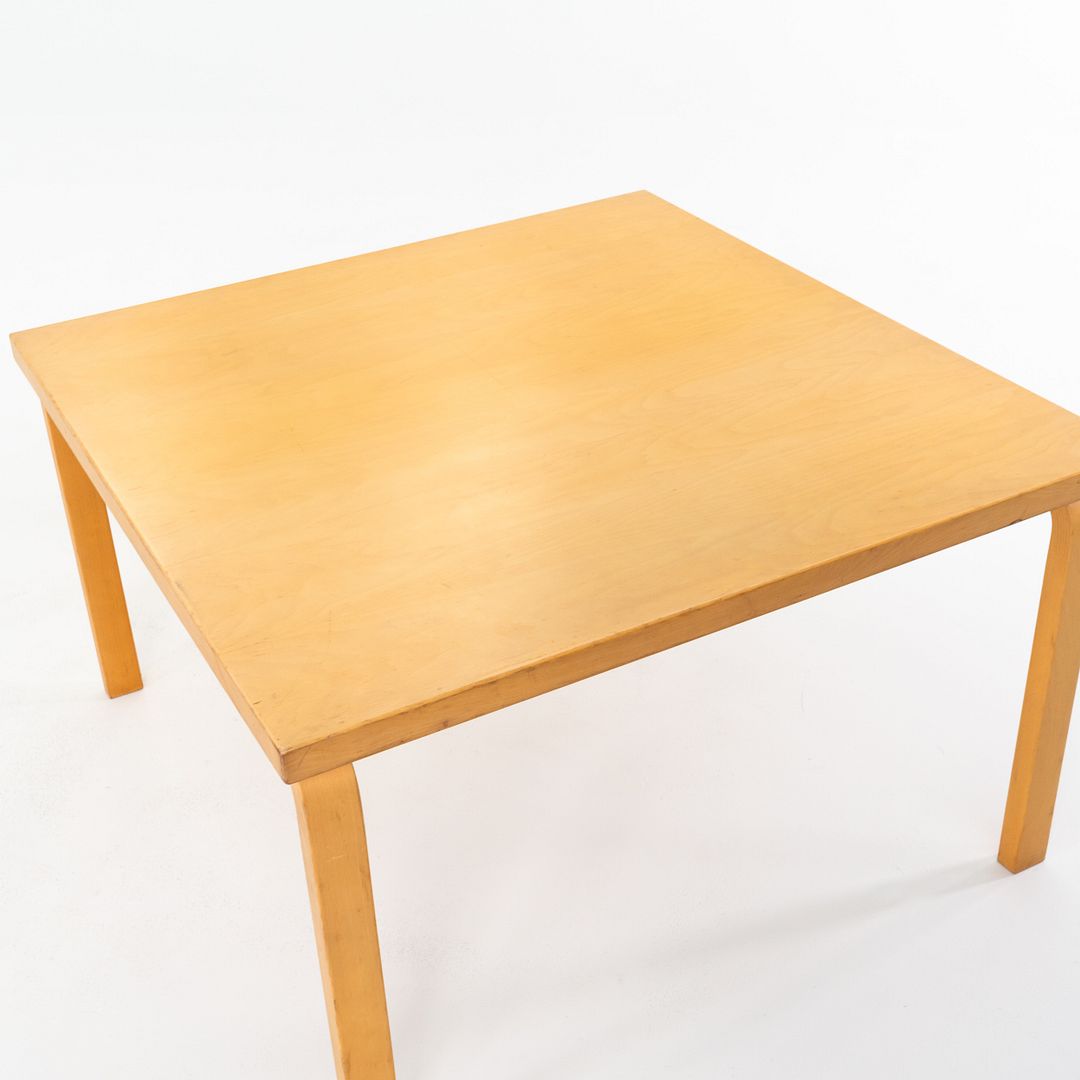 84 L-Leg Dining Table