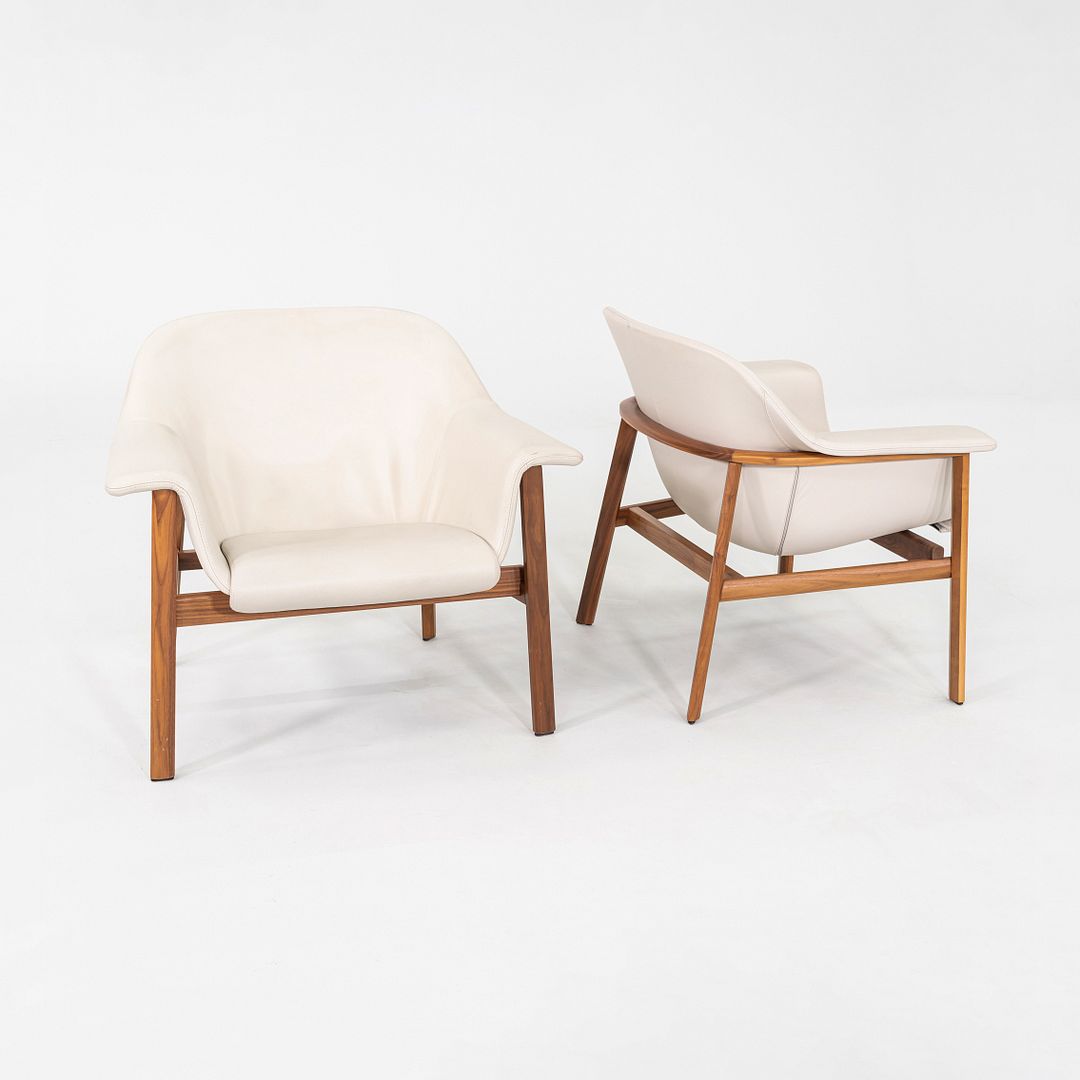 Sedan Lounge Chairs