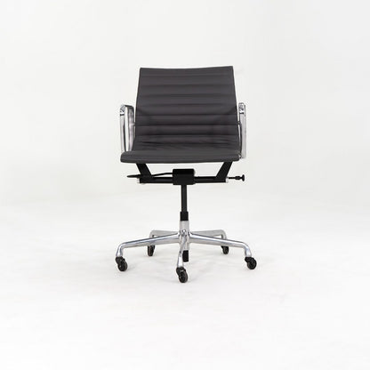 Aluminum Group Management Desk Chair, Model EA335