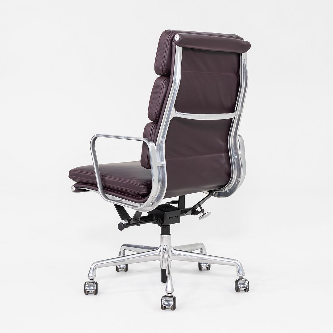 Soft Pad Executive Chair, EA437