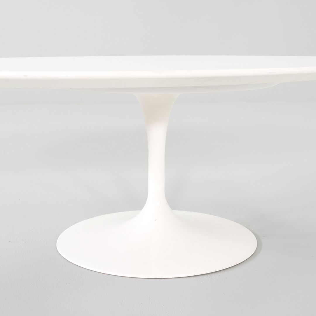 Oval Tulip Coffee Table, Model 162