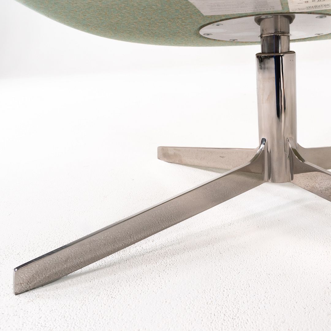 Vika Lounge Chair