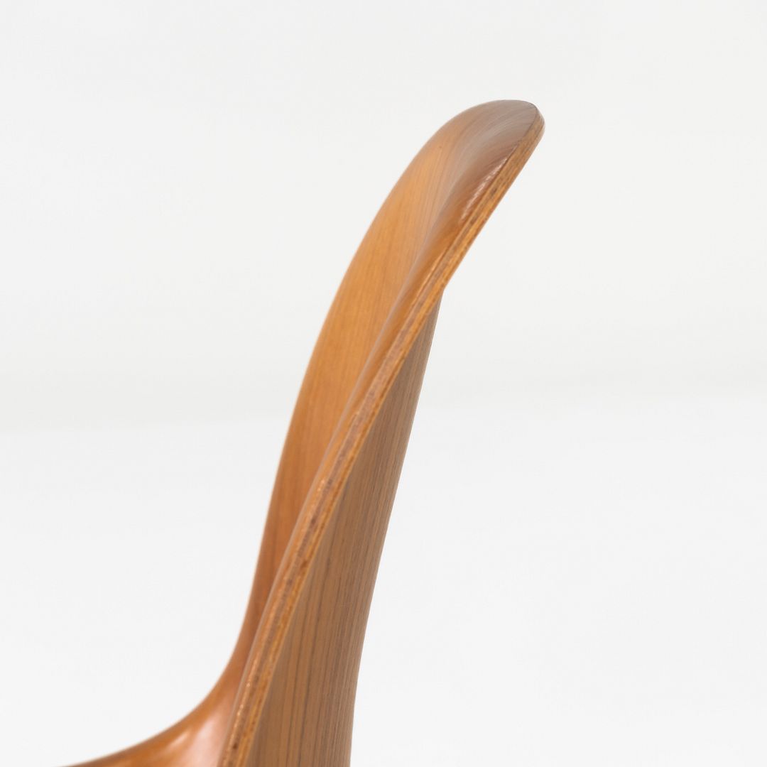 Shell Bar Stool