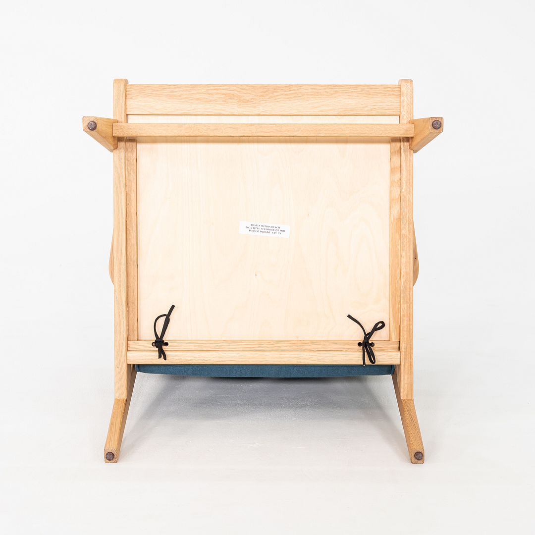 U-430 Lounge Chair