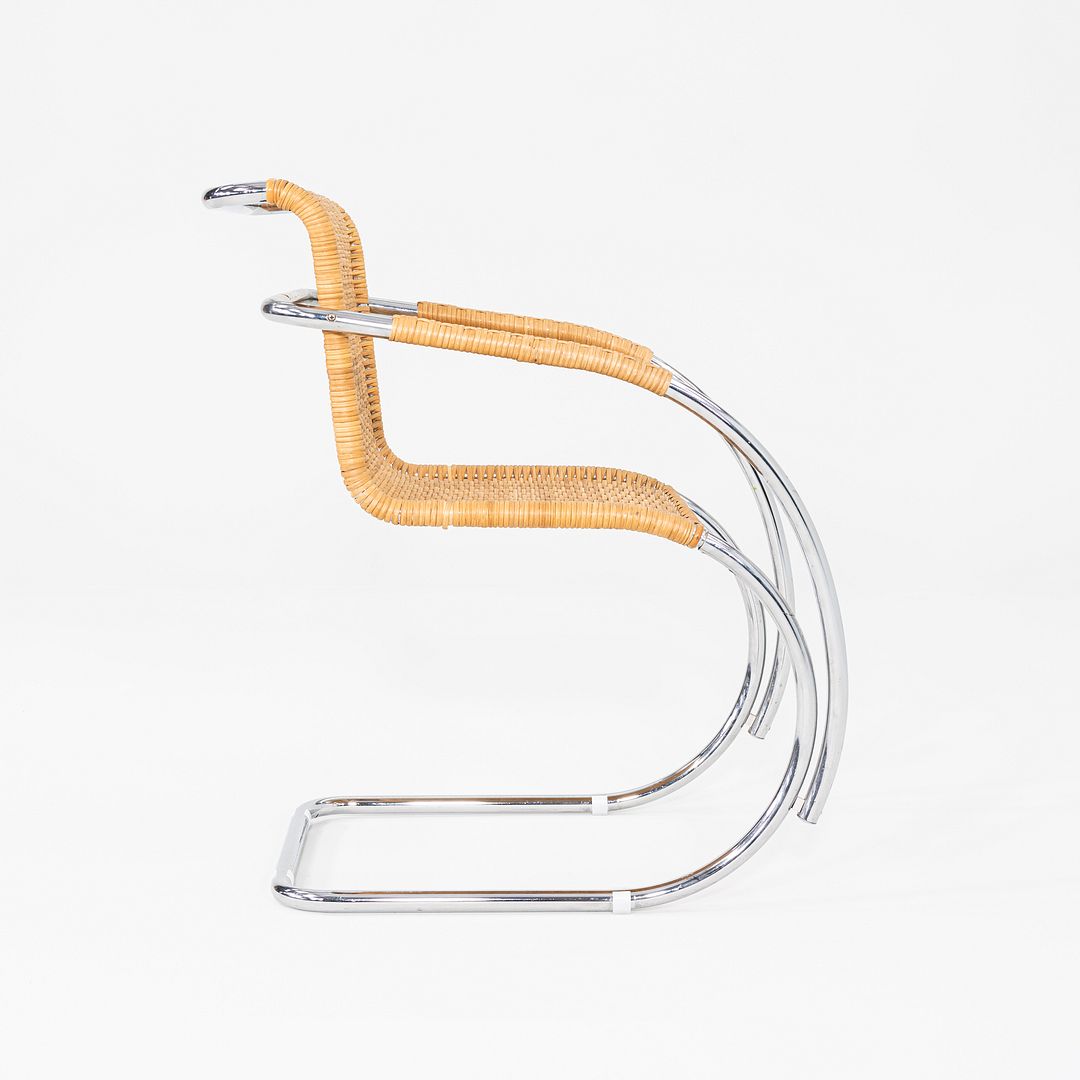 MR20 Arm Chair
