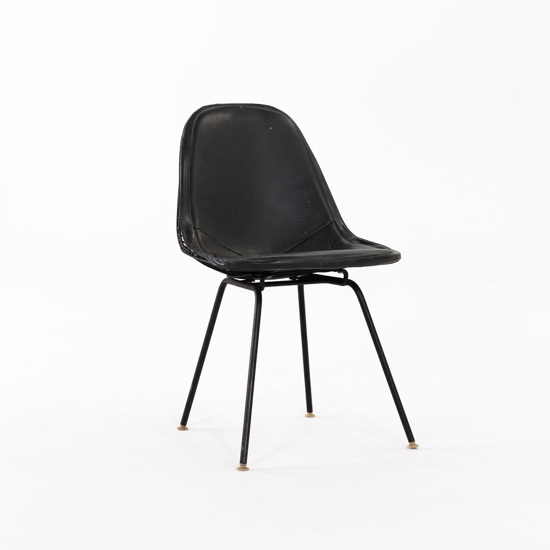 DKX-1 Chair