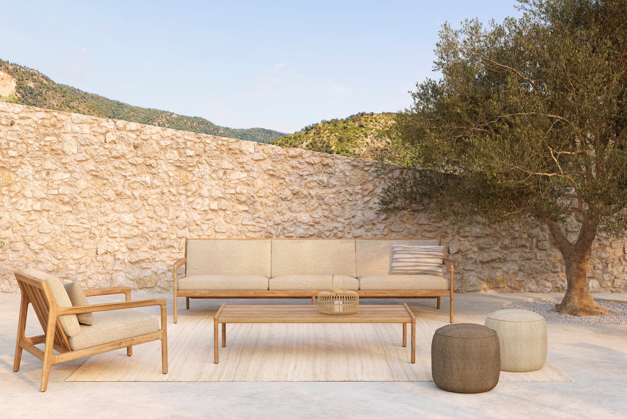Donut Pouf — Outdoor