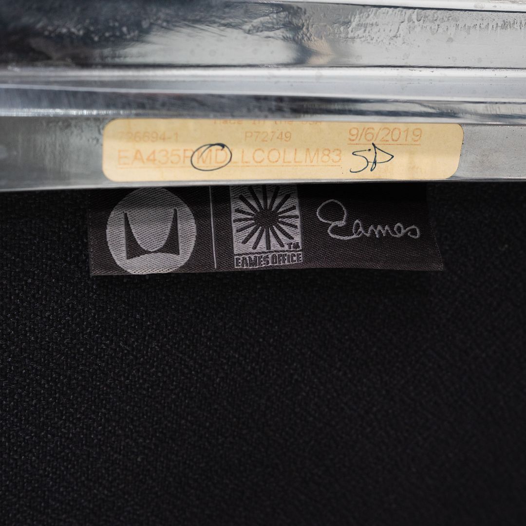 Eames Soft Pad Management Chair, EA435