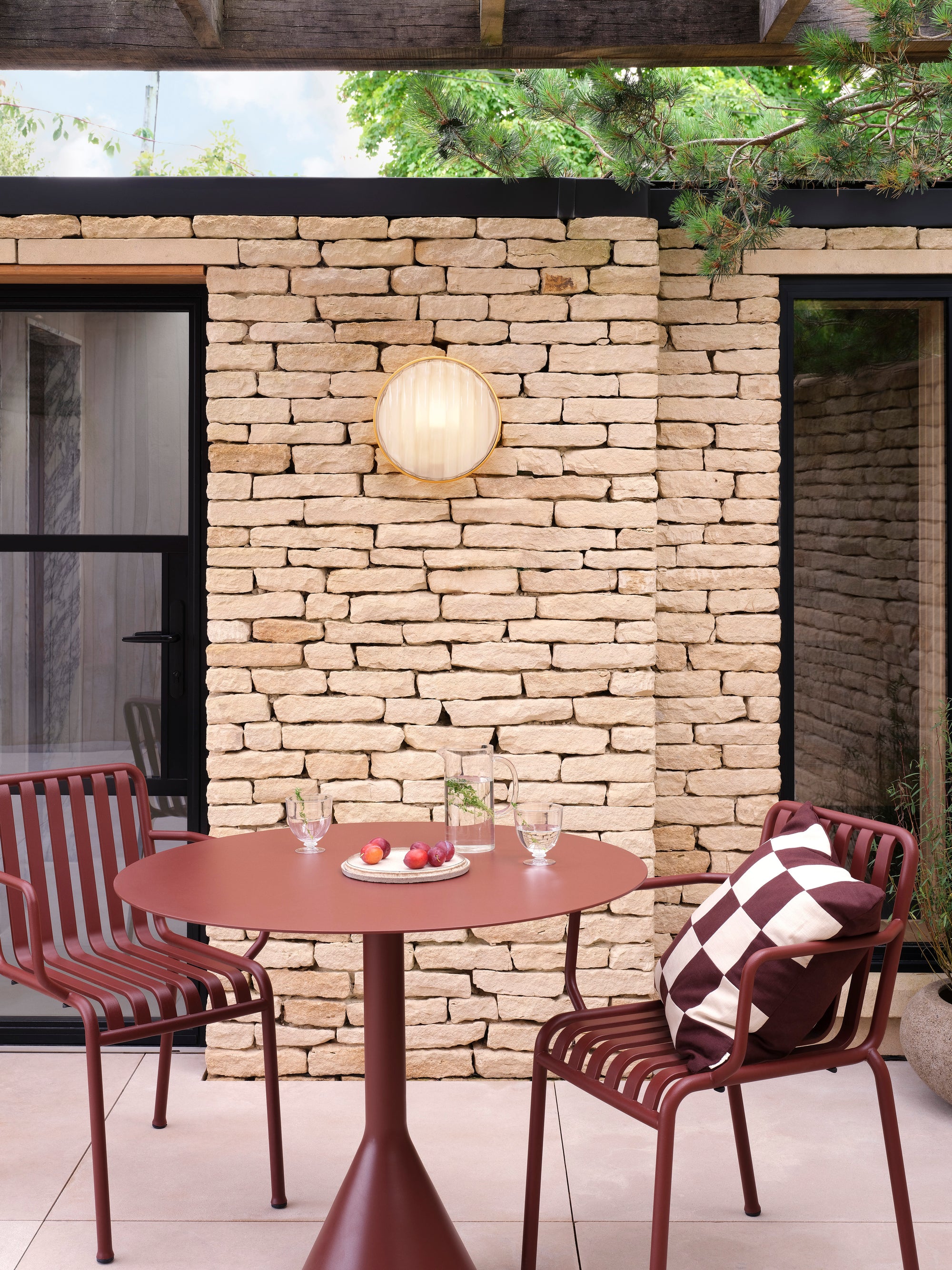 Montreal Round Wall Lamp — Outdoor