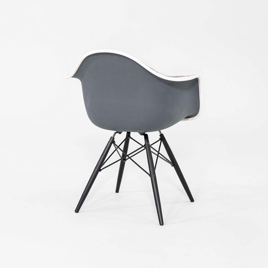 DAW Chair