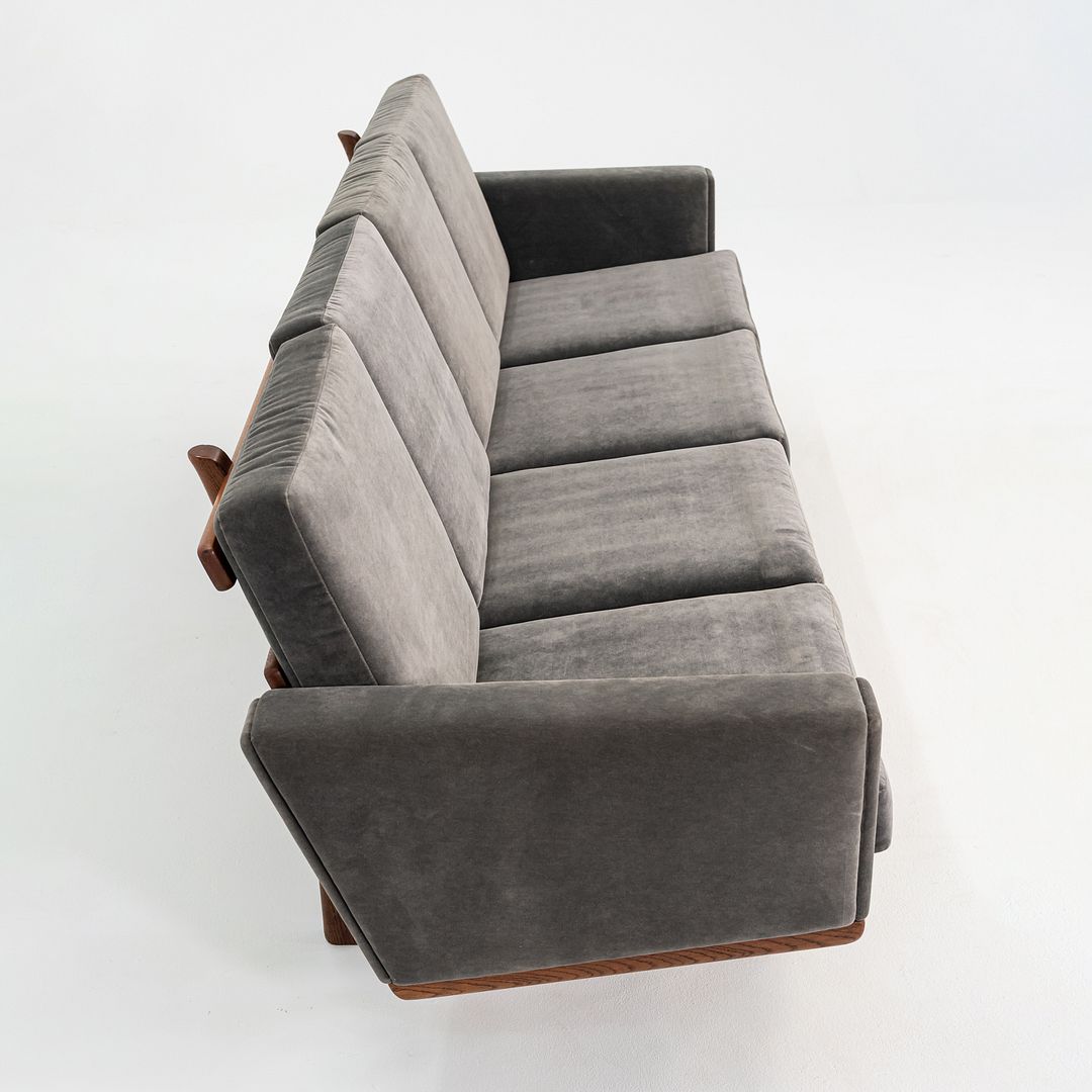 GE236 Sofa