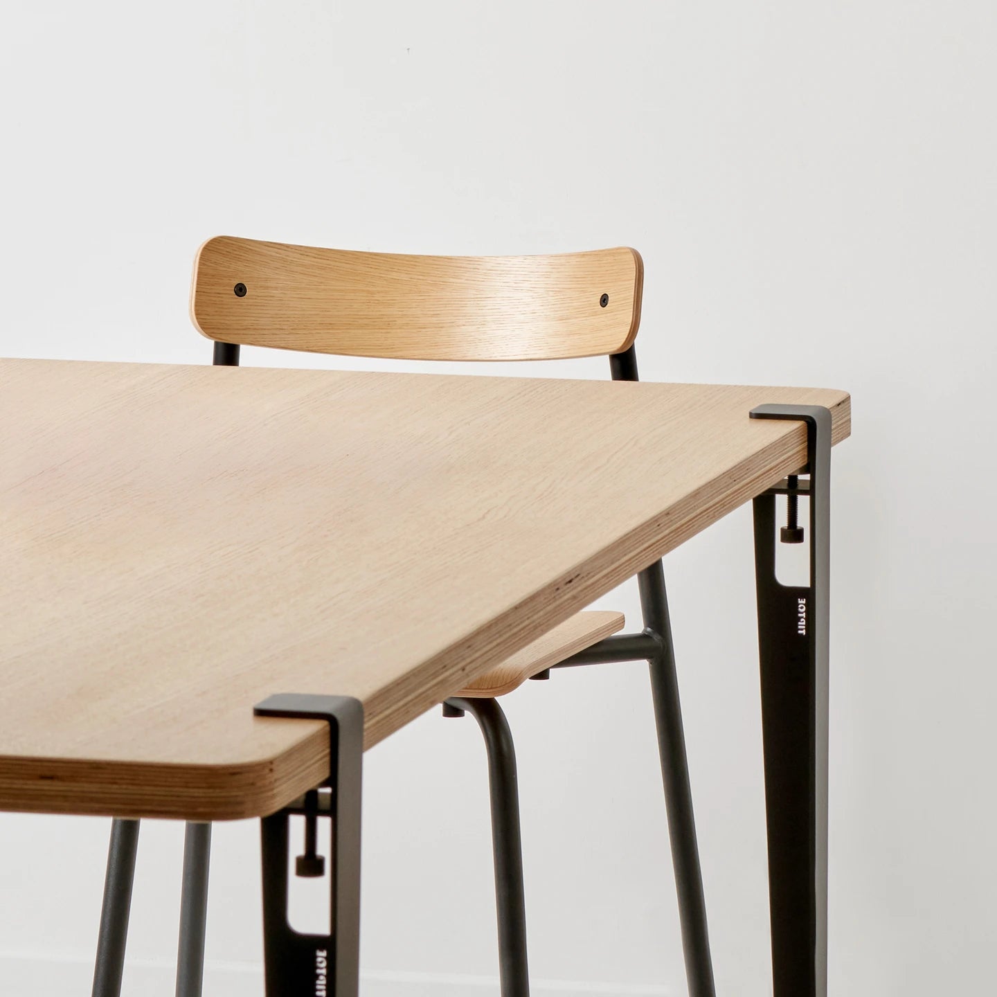 Tiptoe Table Legs