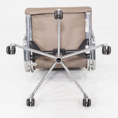 Soft Pad Management Chair, EA435