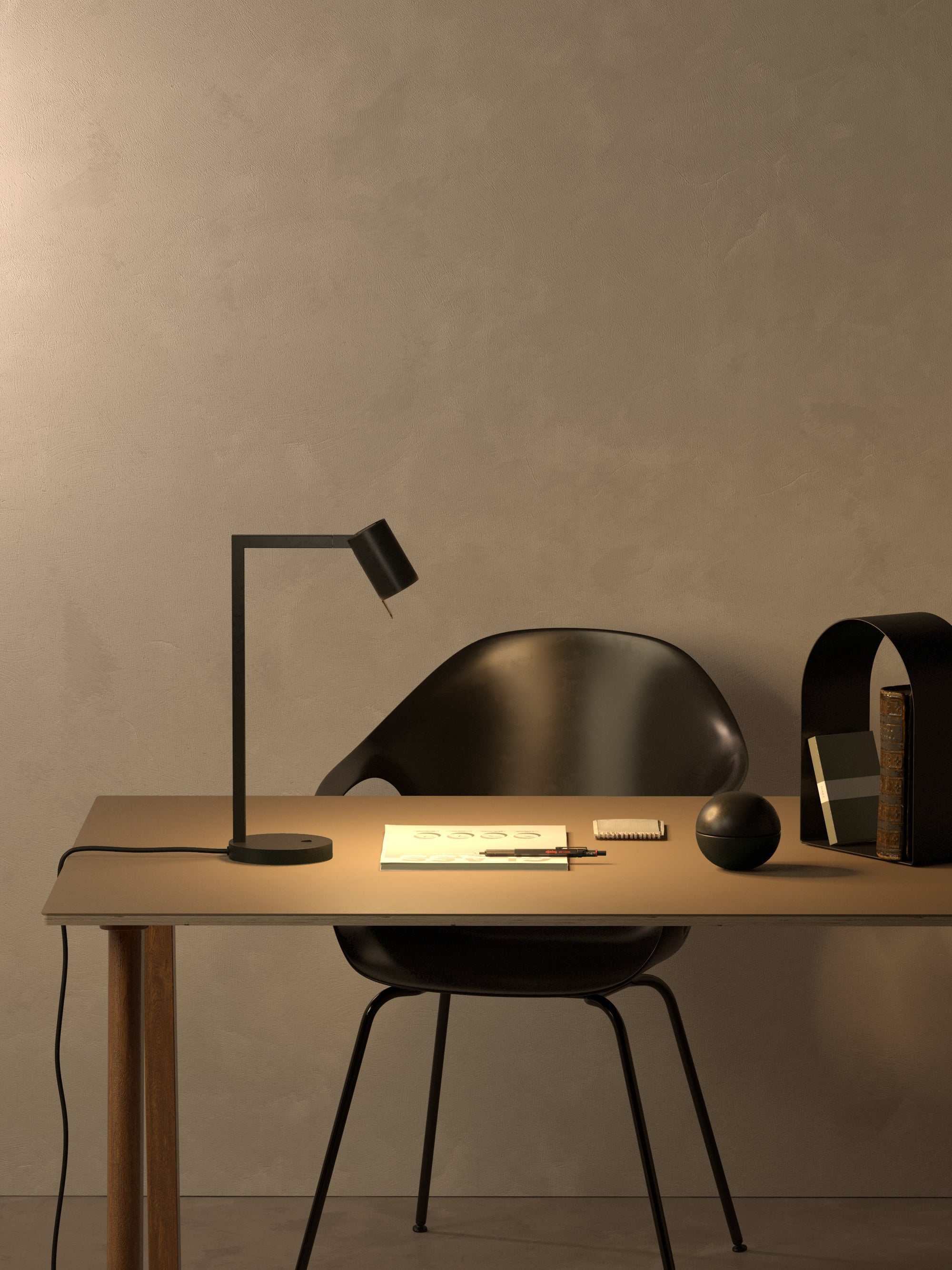 Ascoli Desk Lamp