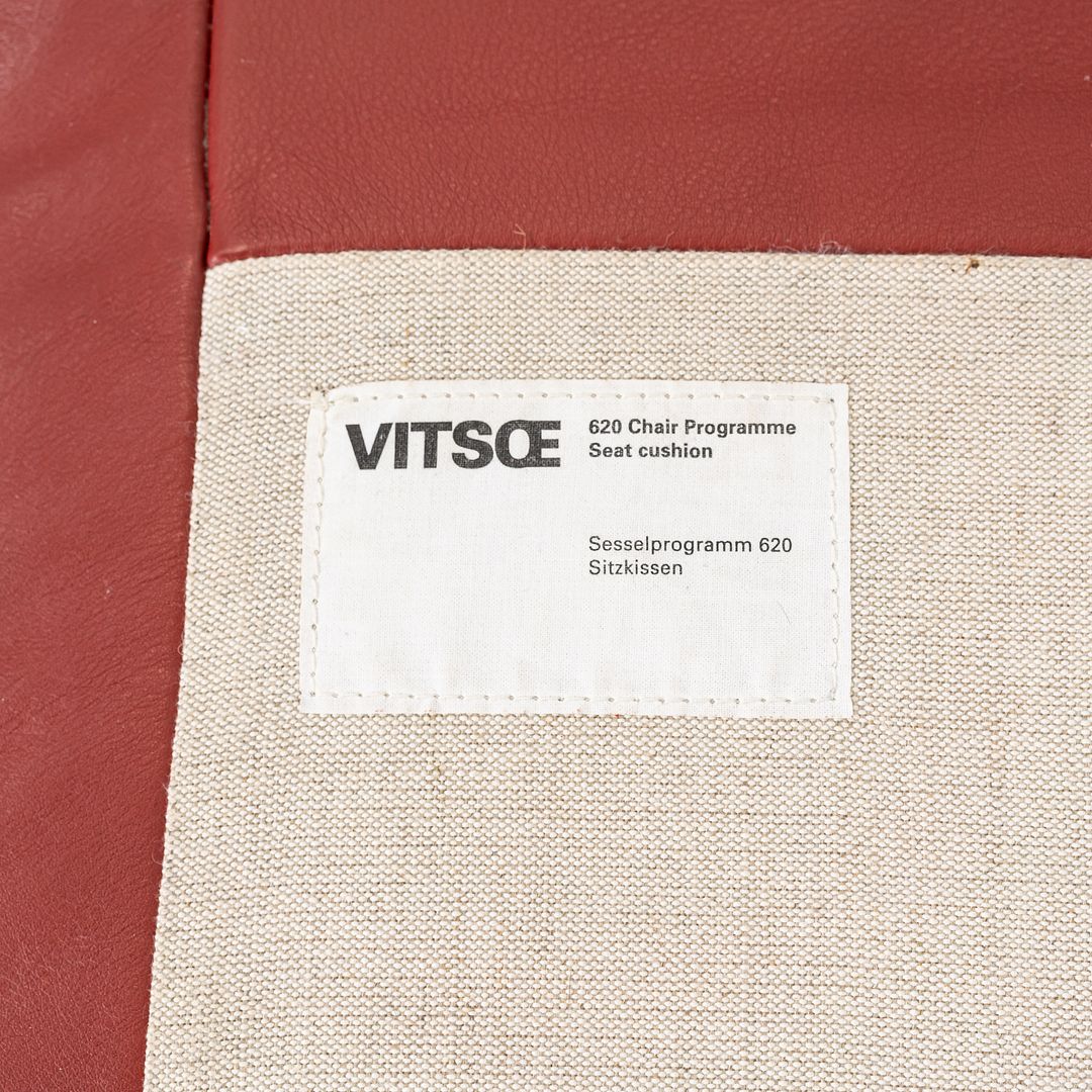 Vitsoe 620 Chair