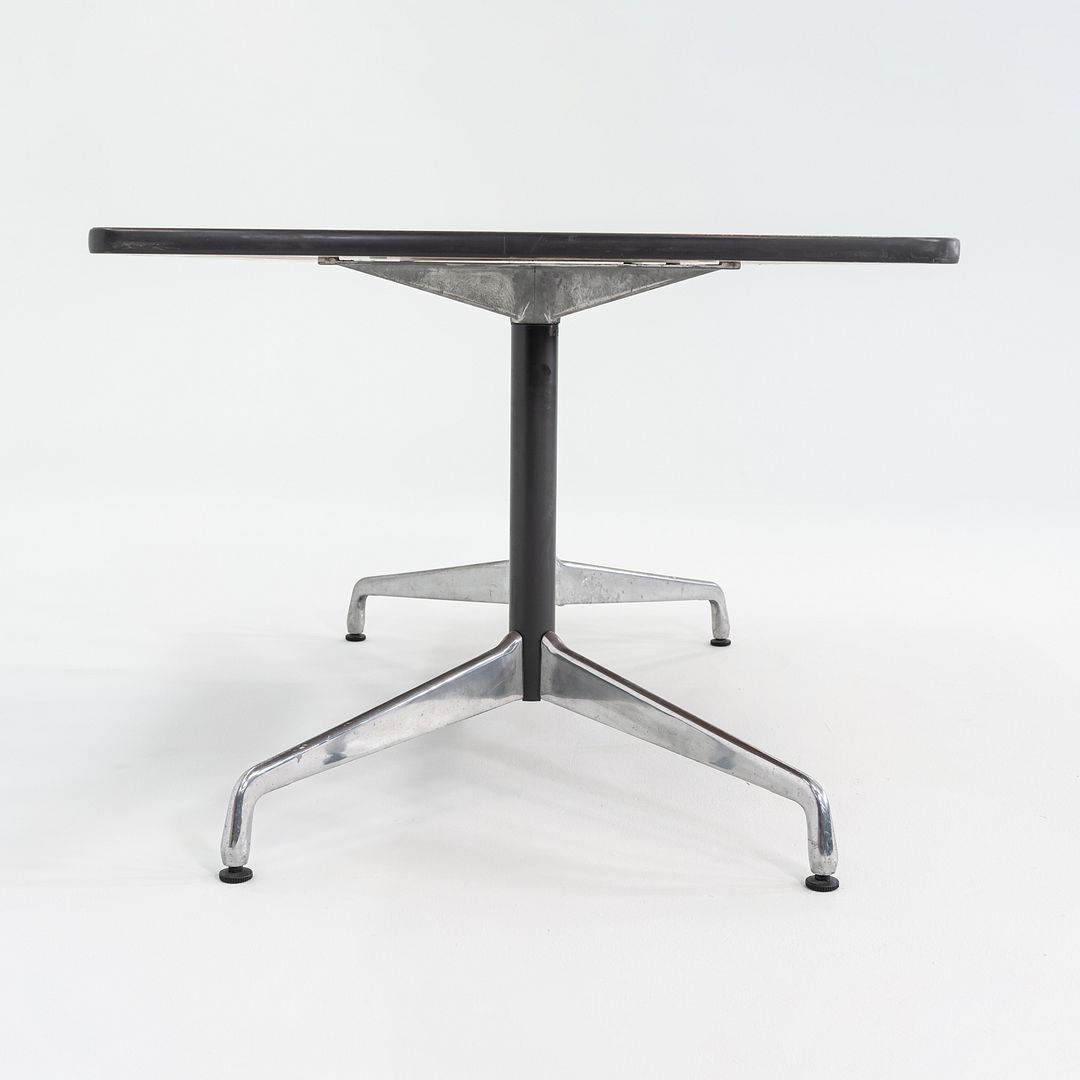Segmented Conference Table, Model ET142