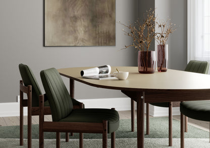 Oma Dining Table — Extendable