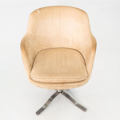 CH 6 Alpha Bucket Chair