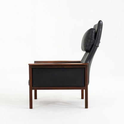 Model 924 Lounge Chair