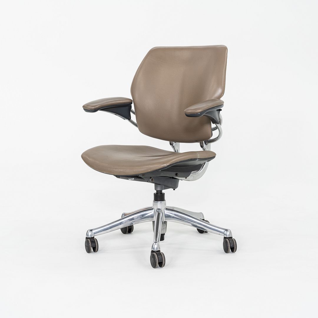 Freedom Task Desk Chair