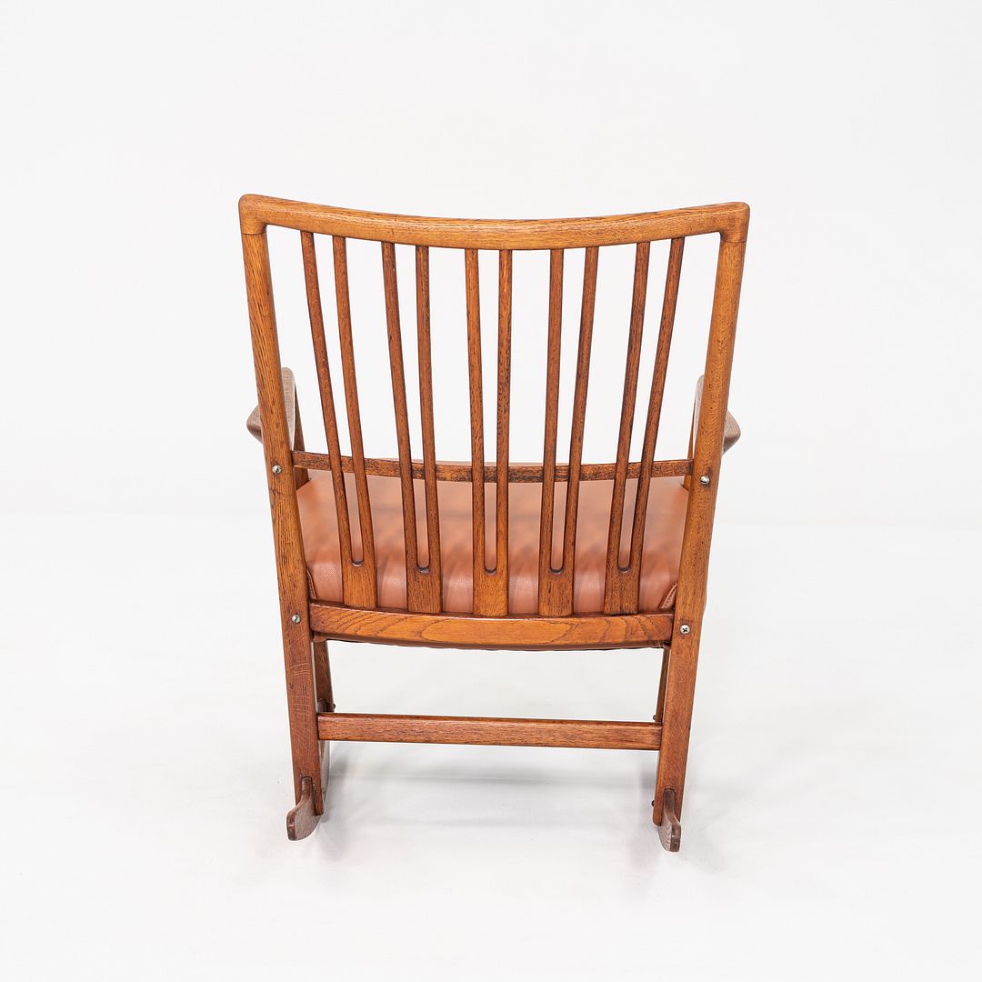 ML-33 Rocking Chair