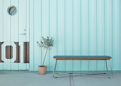 Lilium Bench