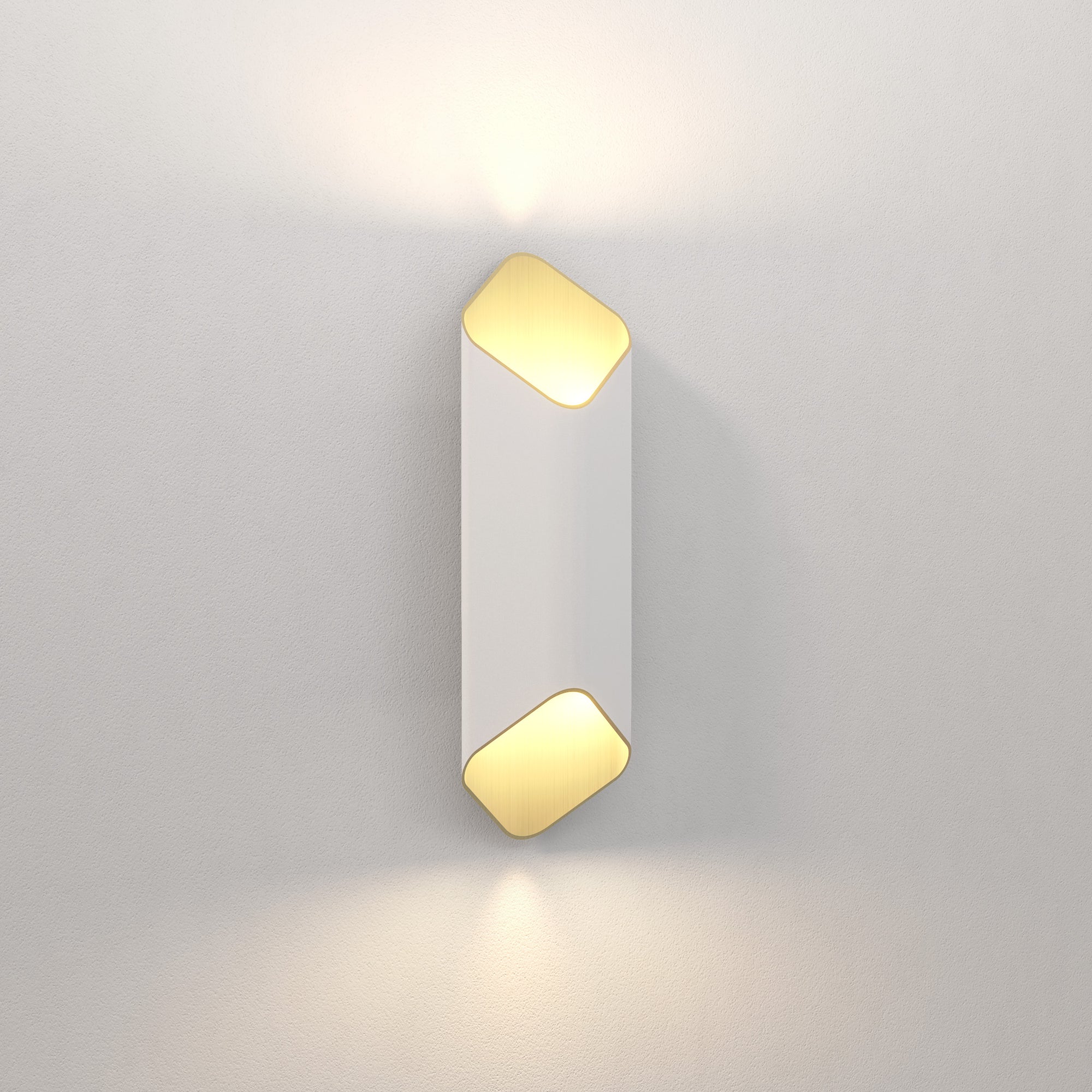 Ako Wall Lamp