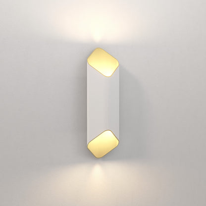 Ako Wall Lamp