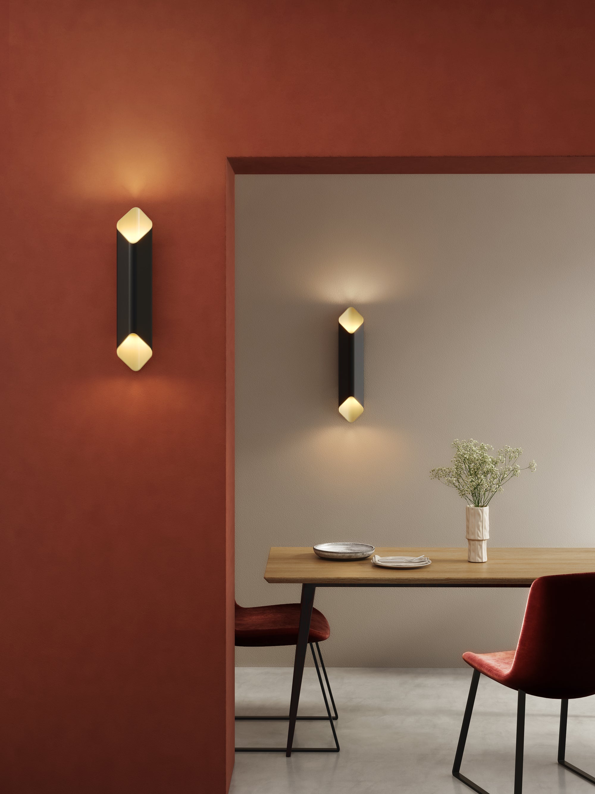 Ako Wall Lamp
