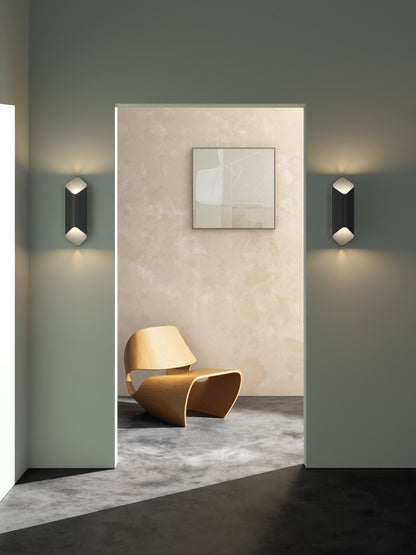 Ako Wall Lamp