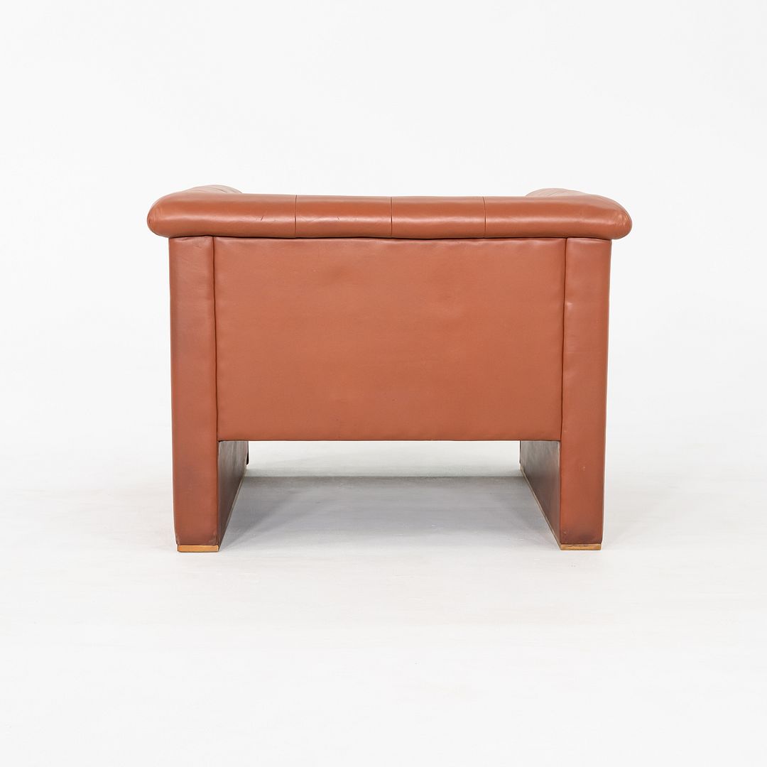 CH.33 Club Chair