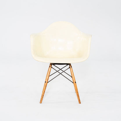 PAW Chair