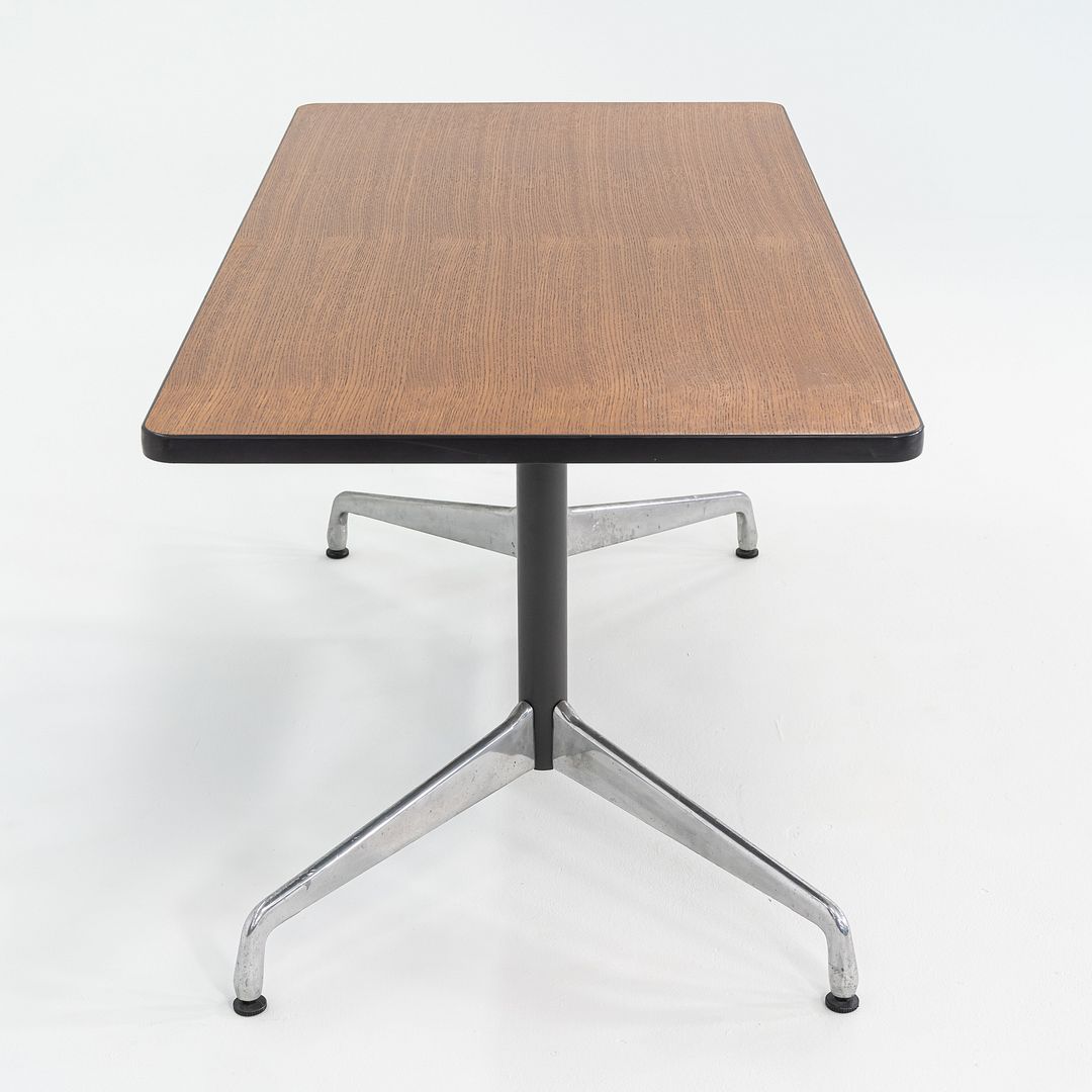 Segmented Conference Table, Model ET187