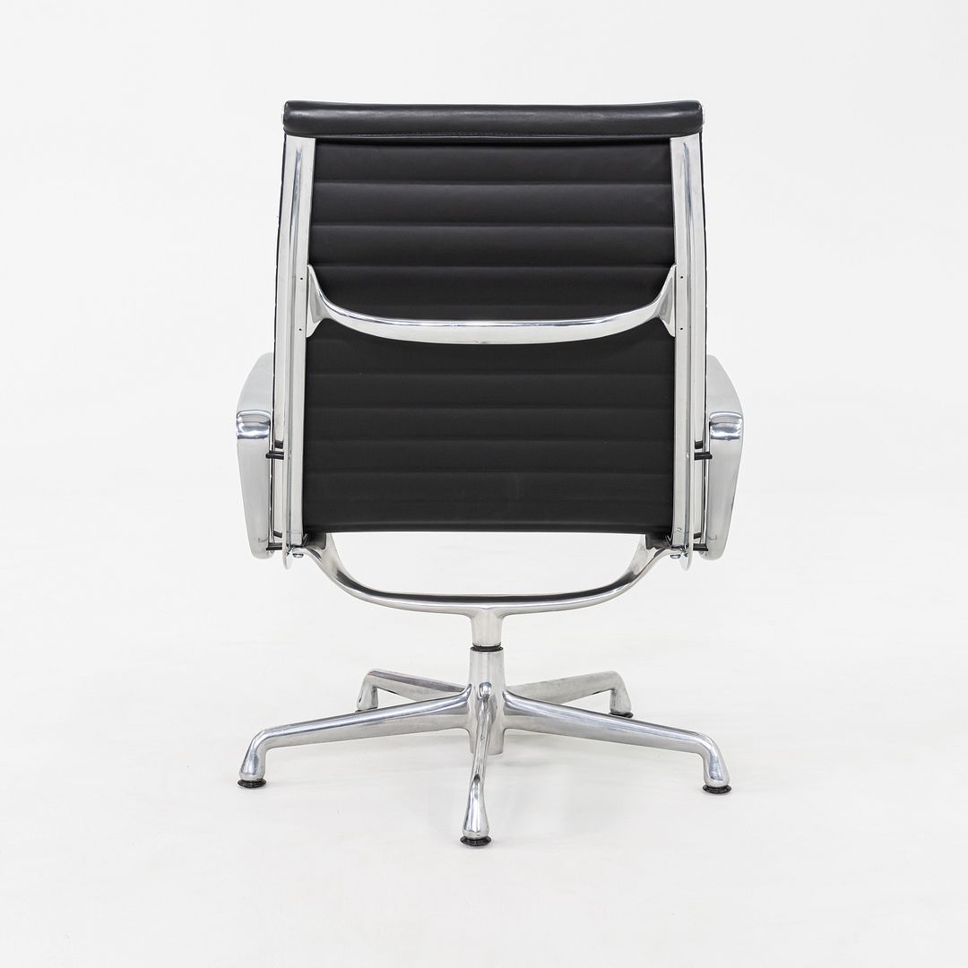 Aluminum Group Lounge Chair, EA333