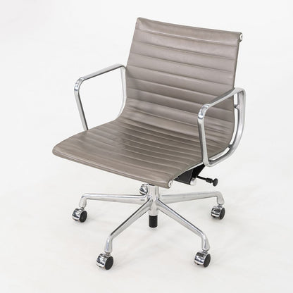 Aluminum Group Management Desk Chair, Model EA335