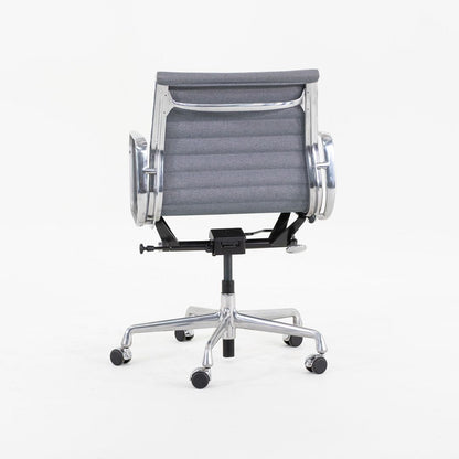 Aluminum Group Management Desk Chair