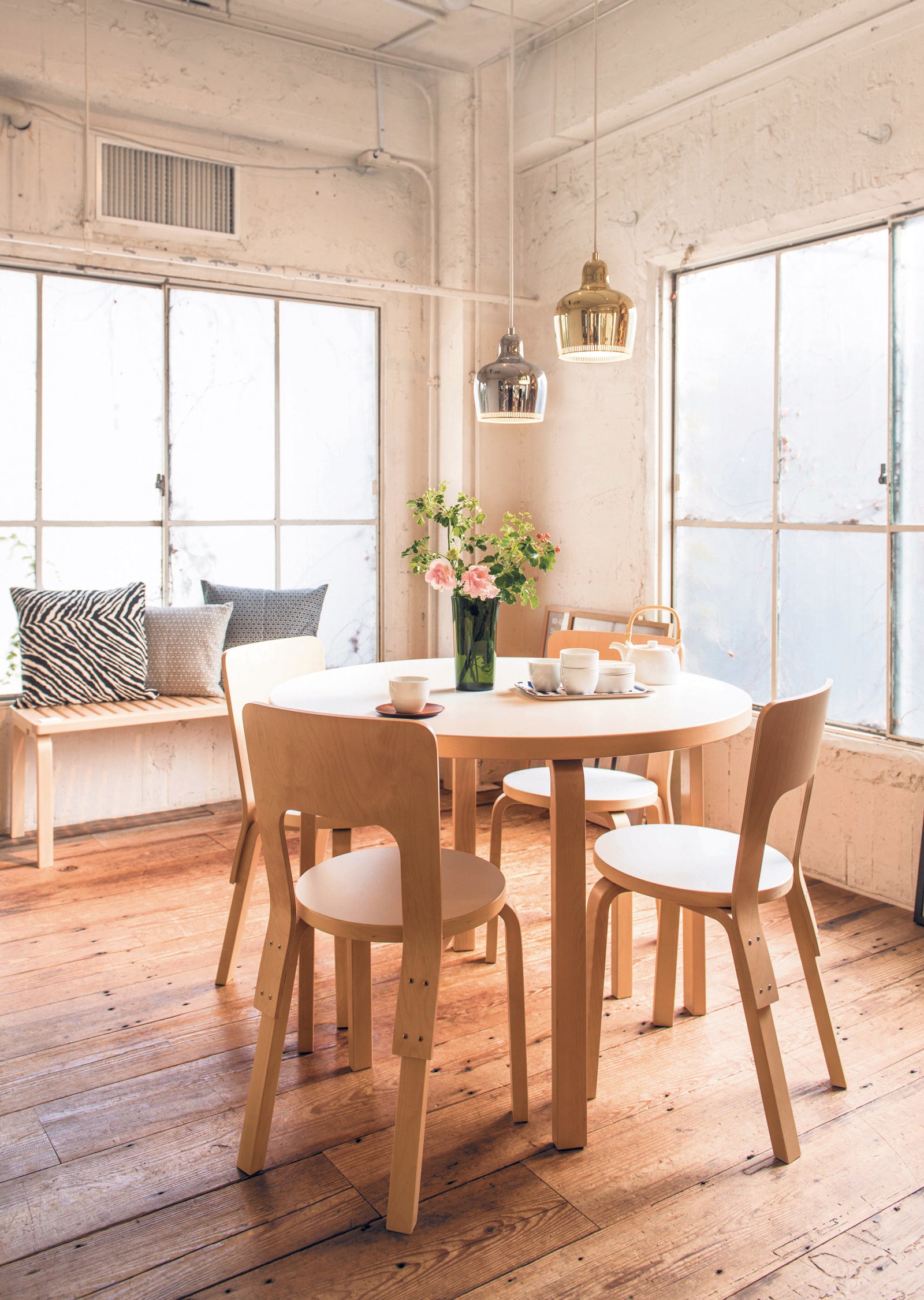 A330S "Golden Bell" Pendant Lamp