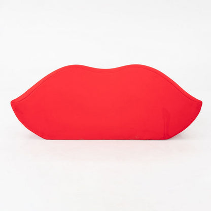 Lips Sofa