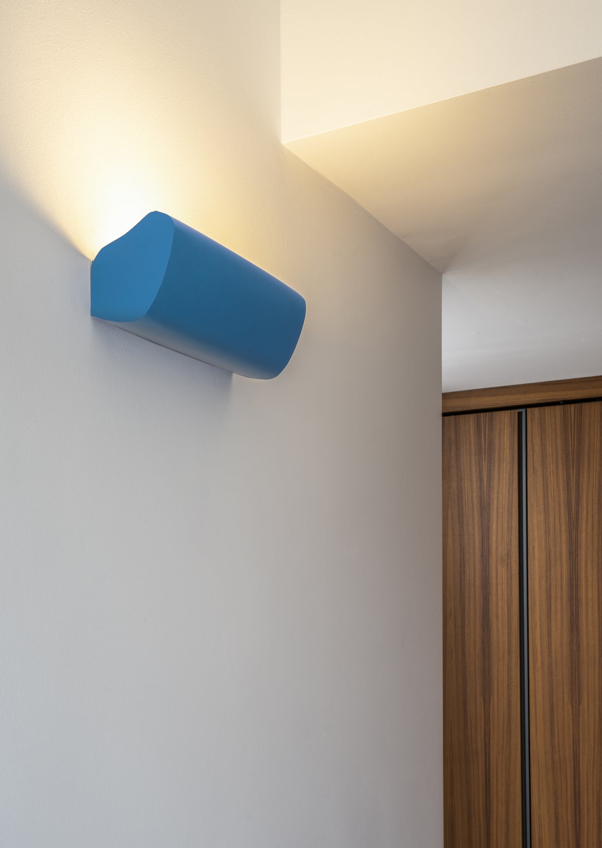 Applique Radieuse Wall Lamp