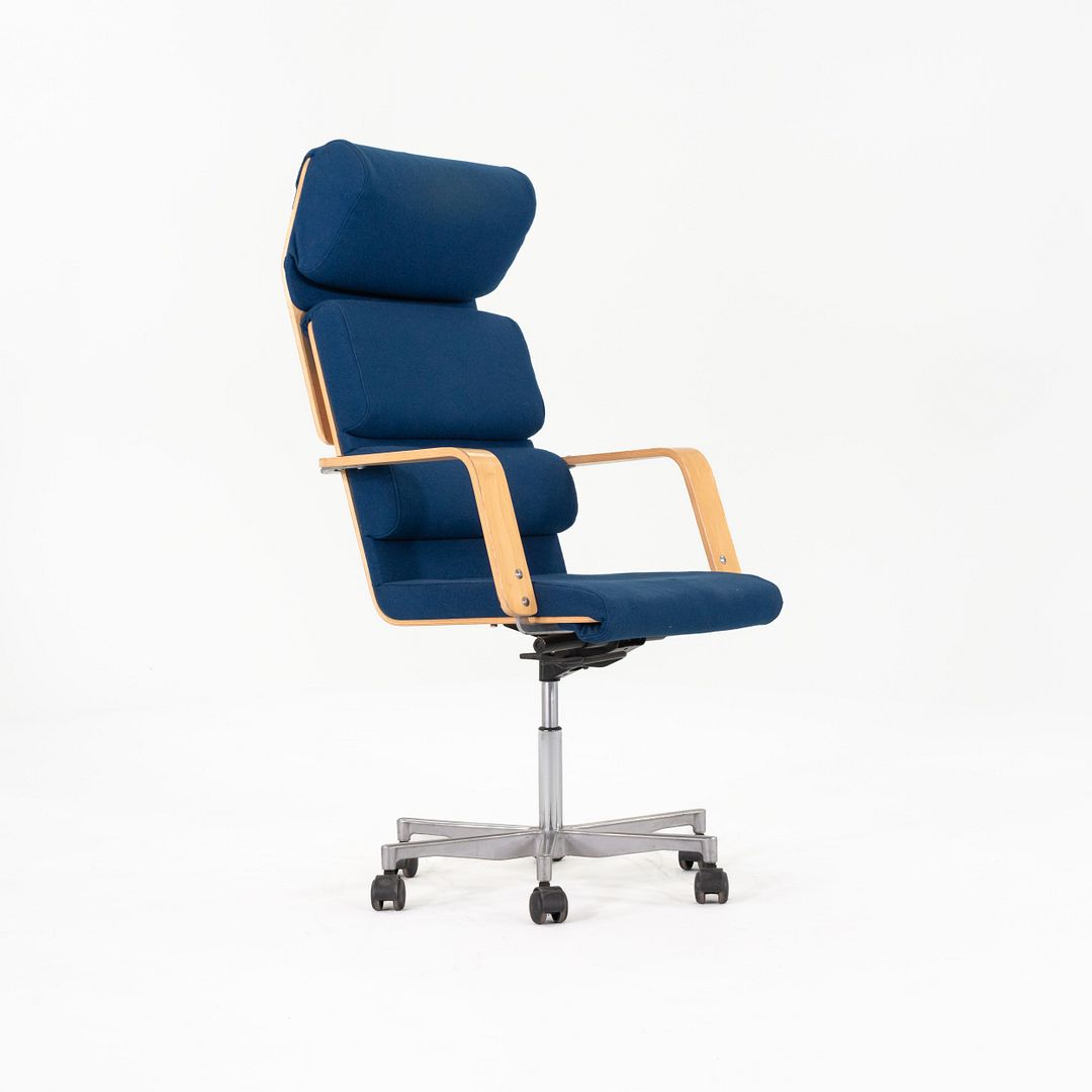 Plaano Executive Desk Chair, Model 435F