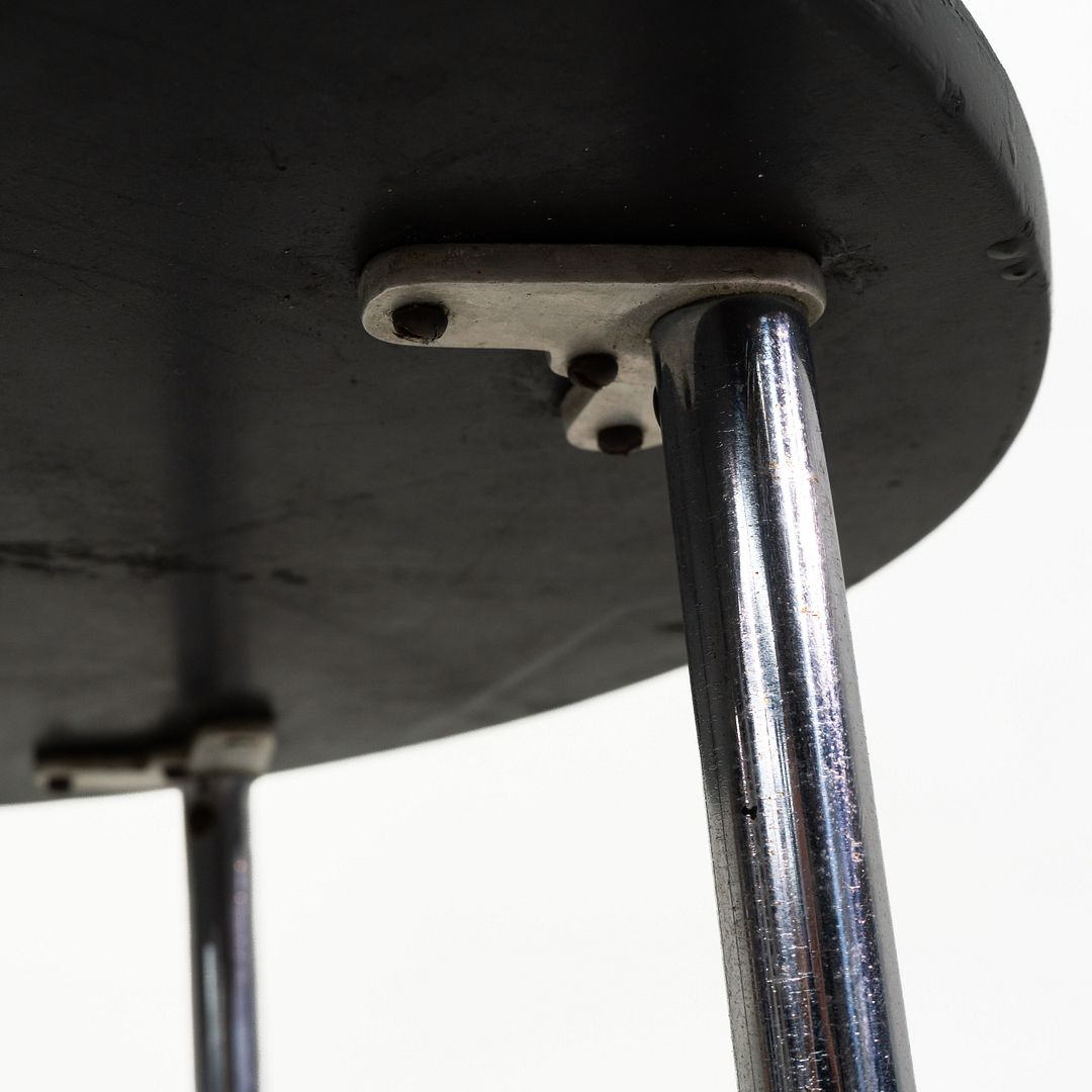 Bauhaus Side Table