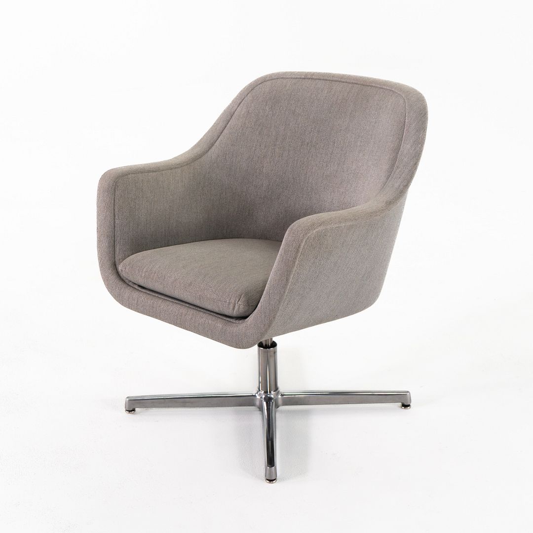 Bumper Lounge Chair with Arms