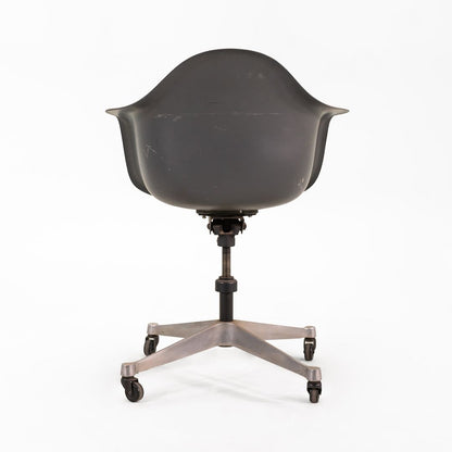 Fiberglass Task Armchair, Model DAT-1