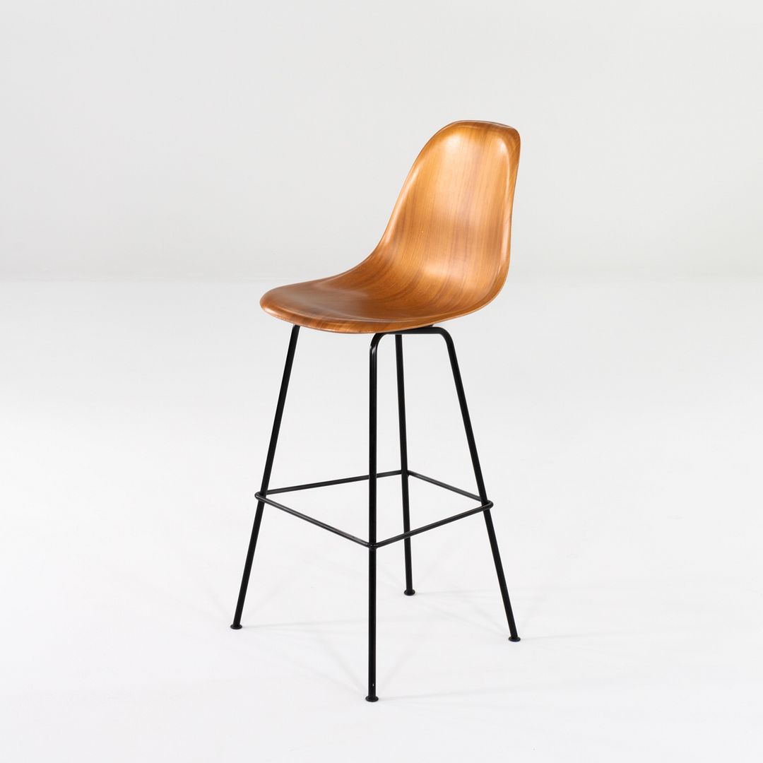 Shell Bar Stool