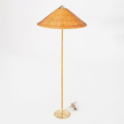 9602 Floor Lamp