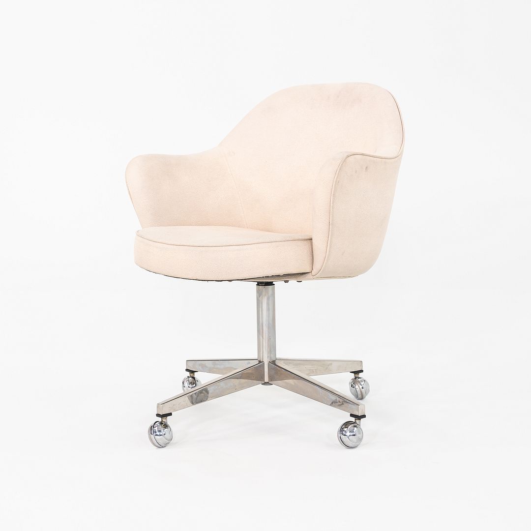 Saarinen Executive Armchair, Model 68