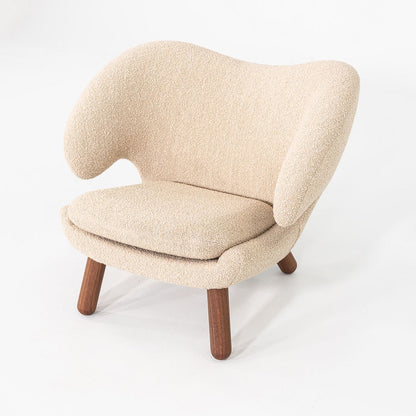 Pelican Lounge Chair